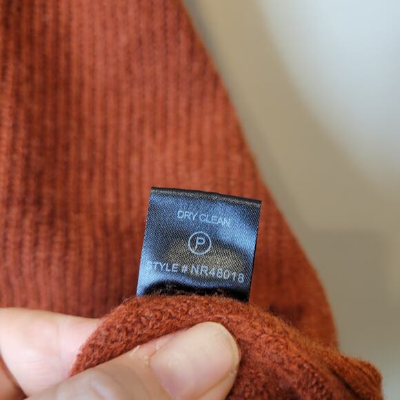 Skull Cashmere Womens Brown Cashmere Sweater Cardigan Pockets Medium Classic - Picture 9 of 9